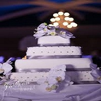 WEDDING & PARTY CAKES